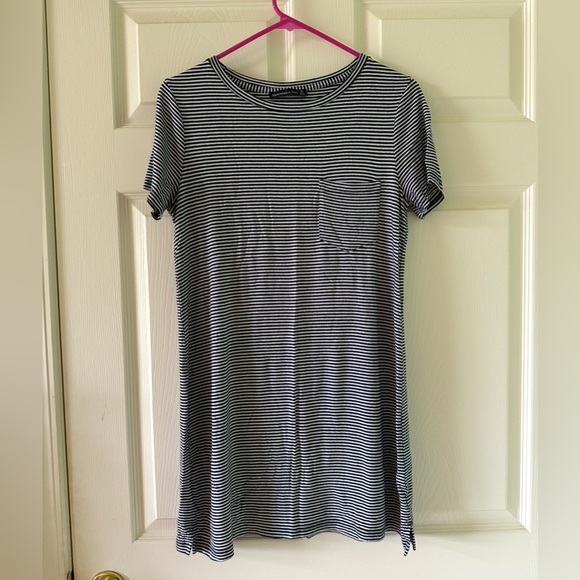 👗 Abercrombie & Fitch Striped T-Shirt Dress Navy White Size SP (Fits Like S/M) - Picture 4 of 12